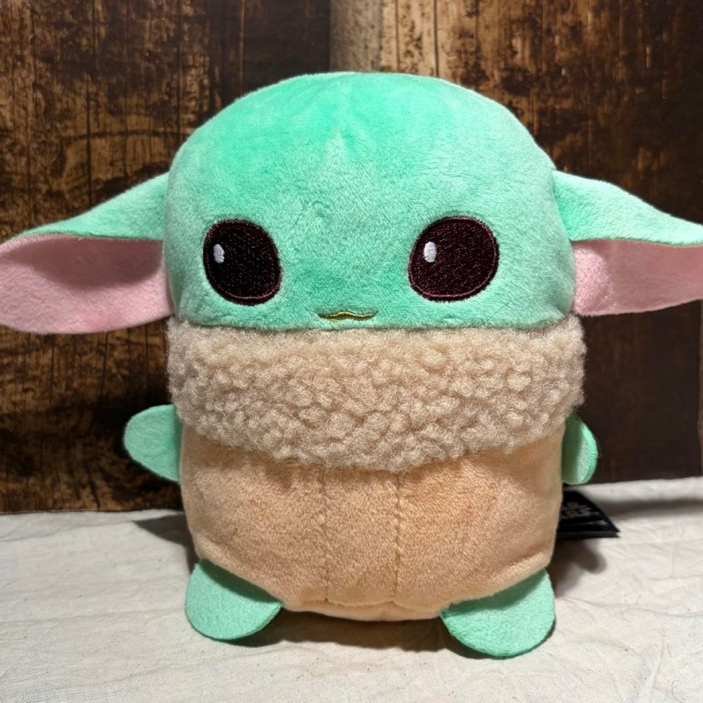 Star Wars Grogu (Baby Yoda) plush toy